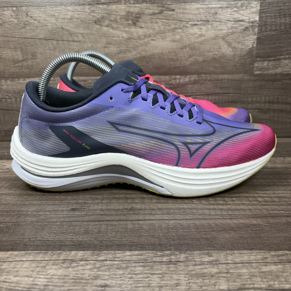 Mizuno Wave Rebellion Flash Purple Pink Womens Size 9.5 411394.1VRE Running Shoe